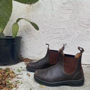 Womens 8.5us blundstone